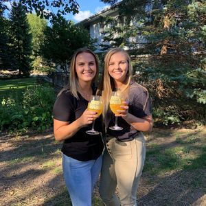 Meet your Posher, Taylor